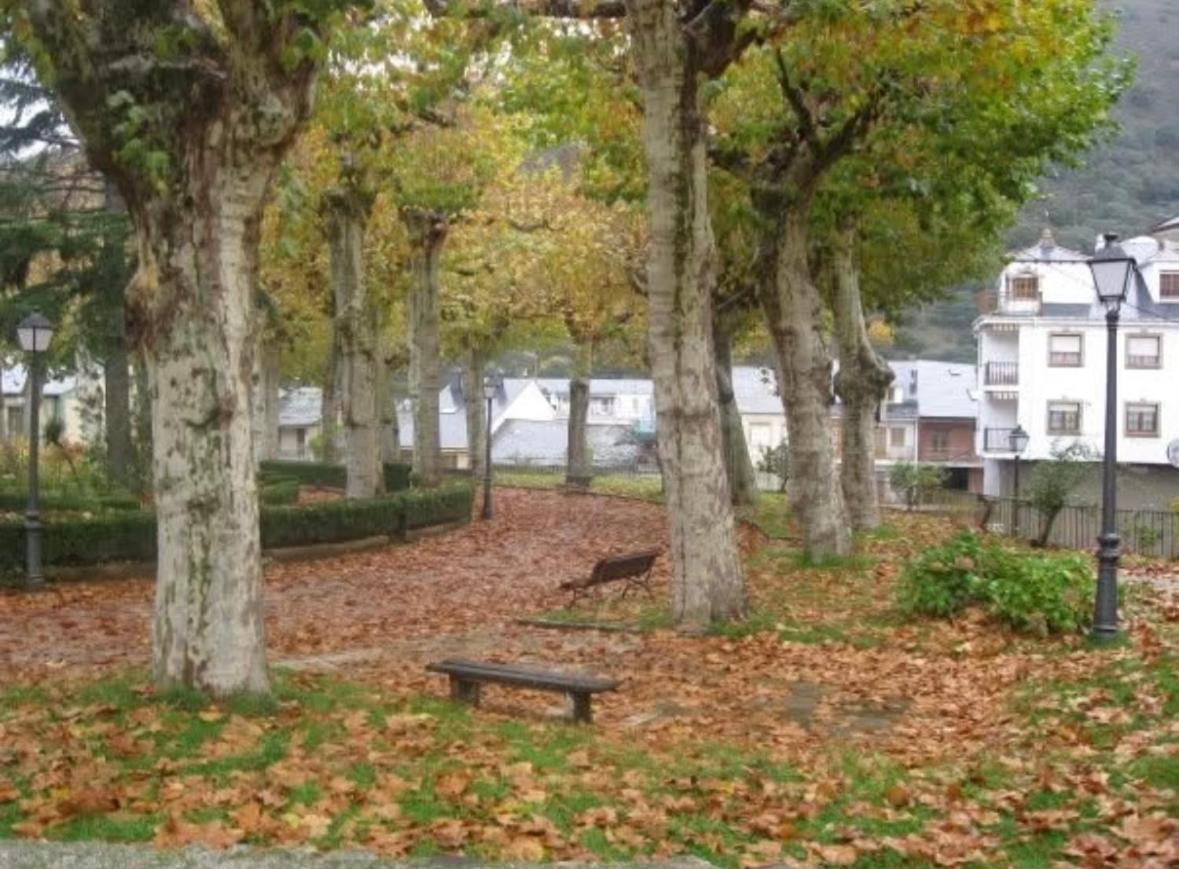 Hotel & Restaurante El Casino Villafranca Del Bierzo Εξωτερικό φωτογραφία